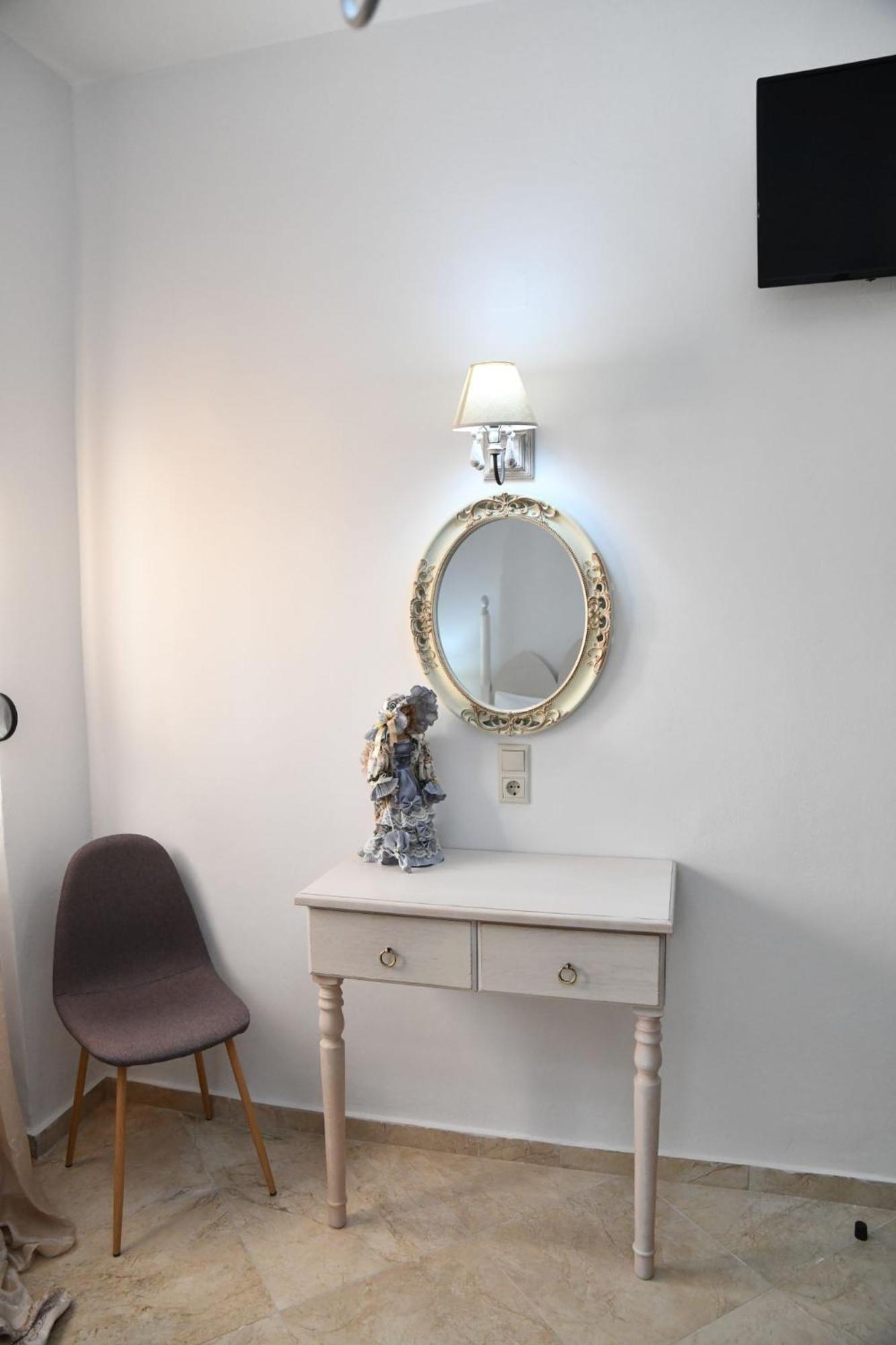 Kleopatra Deluxe Apartment With Jacuzzi كاميلاريون المظهر الخارجي الصورة