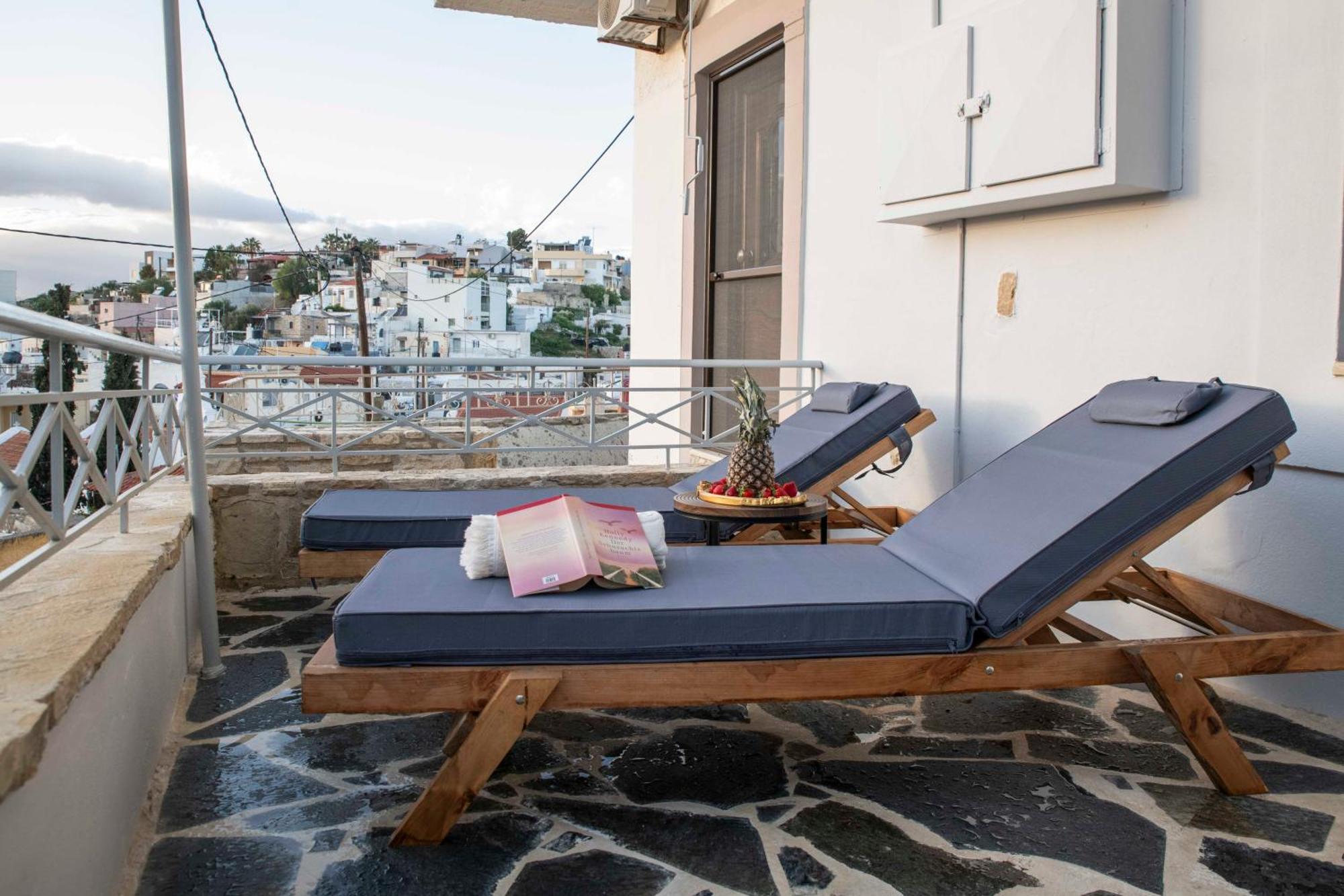 Kleopatra Deluxe Apartment With Jacuzzi كاميلاريون المظهر الخارجي الصورة